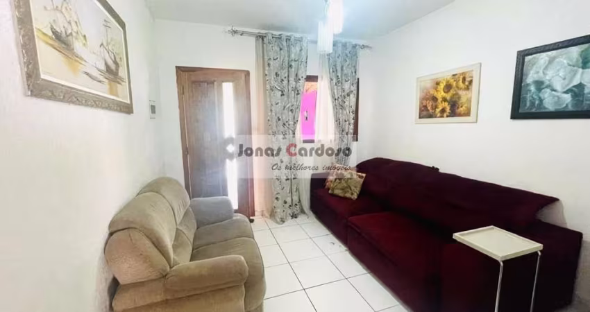 Imperdível Casa à Venda em Mogi das Cruzes-SP, Vila Nova Cintra: 2 quartos, 1 suíte, 2 salas, 2 banheiros, 2 vagas de garagem, 63m². Apenas 2km da estação CPTM Brás Cubas!