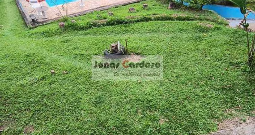 Chácara de 2.040 m² em Biritiba Mirim, 300 m² área construída