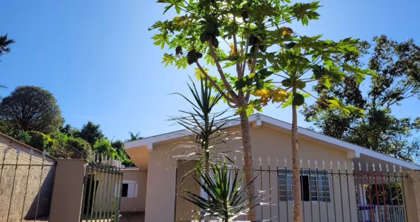 vendo linda chácara de 2.423m2 em águas de lindoia- sp.