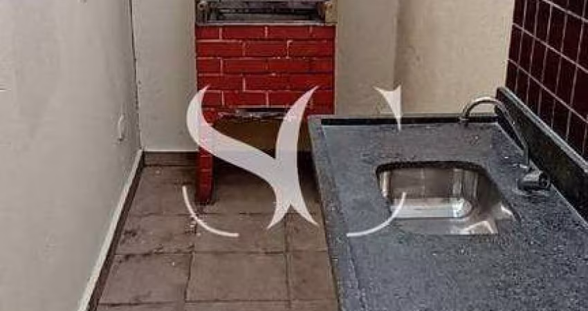 Vende-se casa sobreposta baixa com 03 dormitórios no bairro de Marapé em Santos
