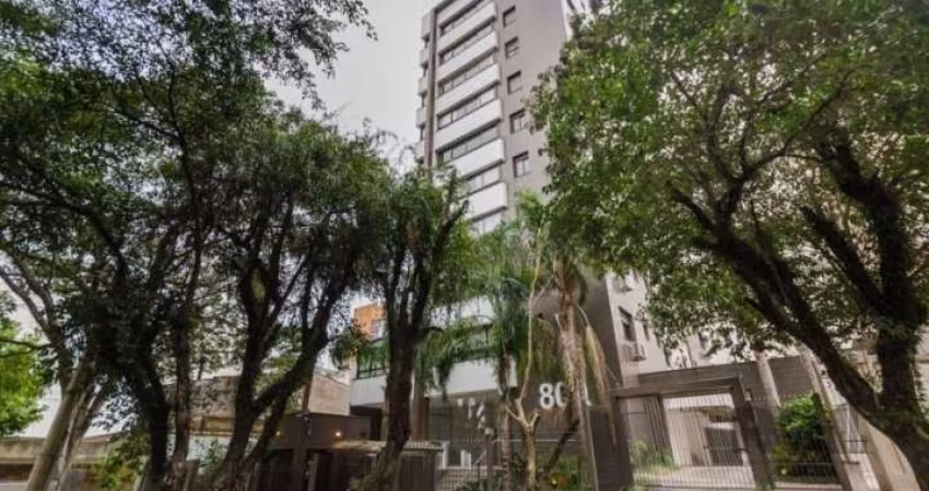 Mobiliado, decorado.&lt;BR&gt;Vista panorâmica deslumbrante, próximo ao Grêmio Náutico União e praça da Encol.&lt;BR&gt;2 Dormitórios ( 1 suite ), banho social, living 2 ambientes em piso porcelanato 