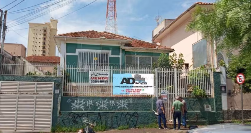 Casa Comercial para Venda em Catanduva, Centro, 3 dormitórios, 2 banheiros, 1 vaga