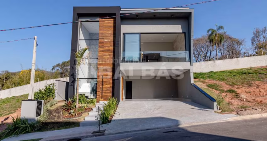 BELÍSSIMA CASA  ALTO PADRÃO EM CONDOMINIO FECHADO - ATIBAIA- SP