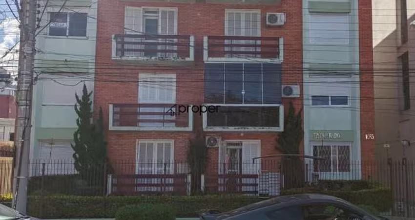 Amplo apartamento próximo a Av. Bento para aluguel e venda no Centro - Pelotas/R