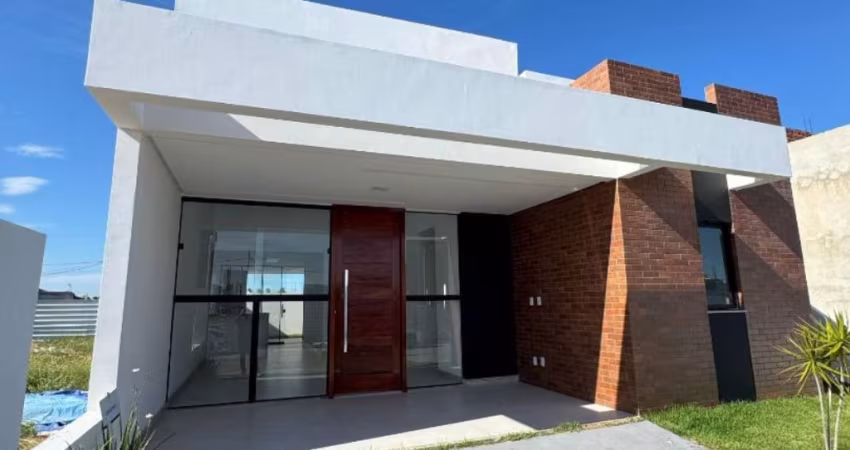 Casa no Padang Beach