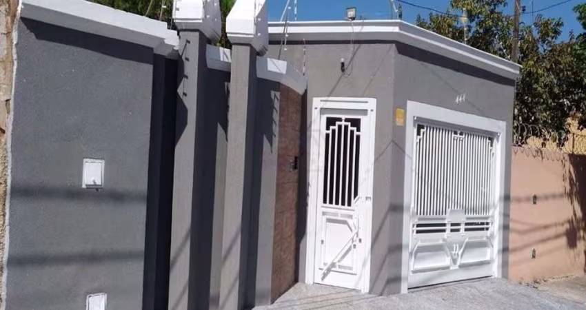 Casa para Venda em Araçatuba, Santana, 4 dormitórios, 1 suíte, 3 banheiros, 2 vagas