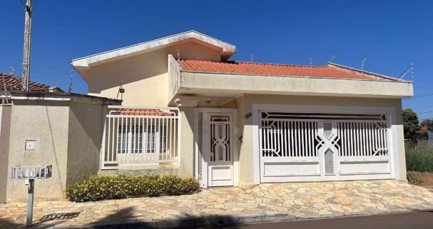Casa para Venda em Guararapes, Jardim Continental, 3 dormitórios, 1 suíte, 4 banheiros, 4 vagas