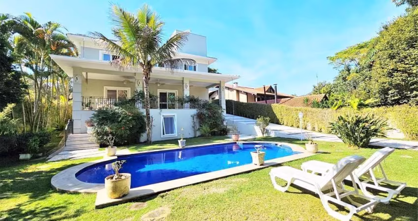 Sobrado para Venda em Carapicuíba, Residencial Euroville, 4 dormitórios, 2 suítes, 4 banheiros, 4 vagas