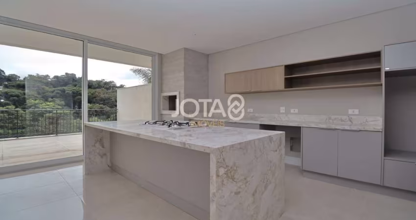 Lançamento! Casa de condomínio com 2 suítes! - J8