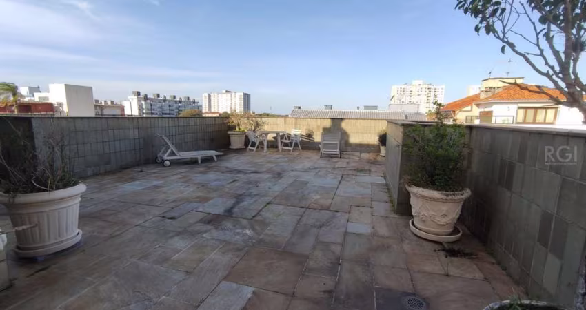 Cobertura para Venda - 354.67m², 3 dormitórios, sendo 1 suites, 3 vagas - Jardim Lindóia