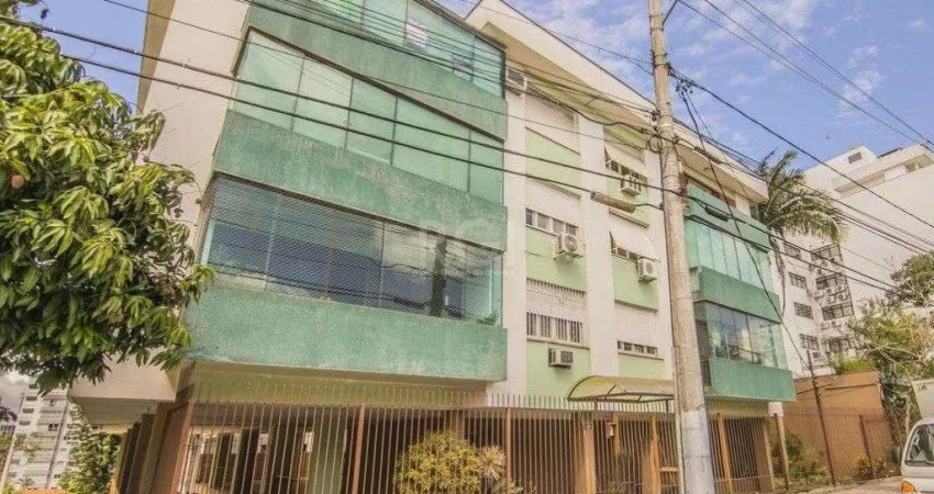 Apartamento para Venda - 192m², 3 dormitórios, sendo 1 suites, 2 vagas - Petrópolis