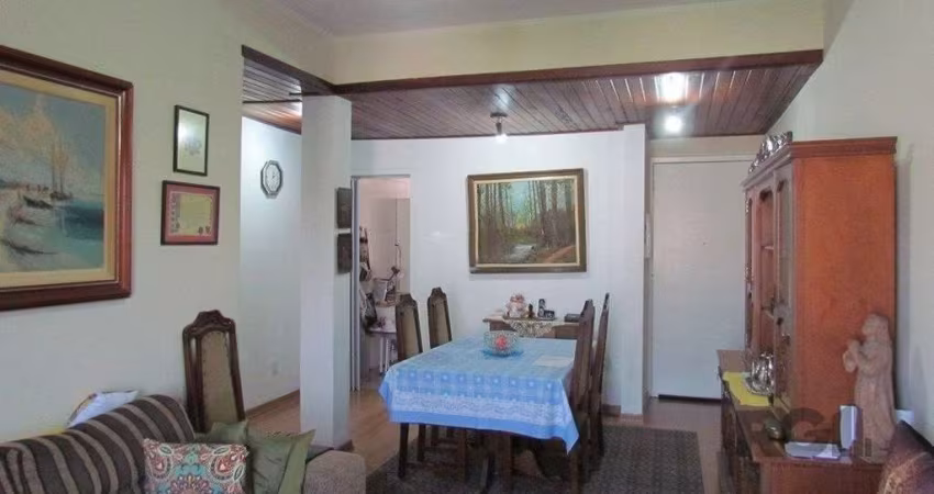 Apartamento à Venda 3 quartos e garagem  no Bom Fim.