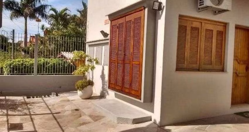 Casa Condominio para Venda - 61.45m², 2 dormitórios, sendo 1 suites, 1 vaga - Tristeza