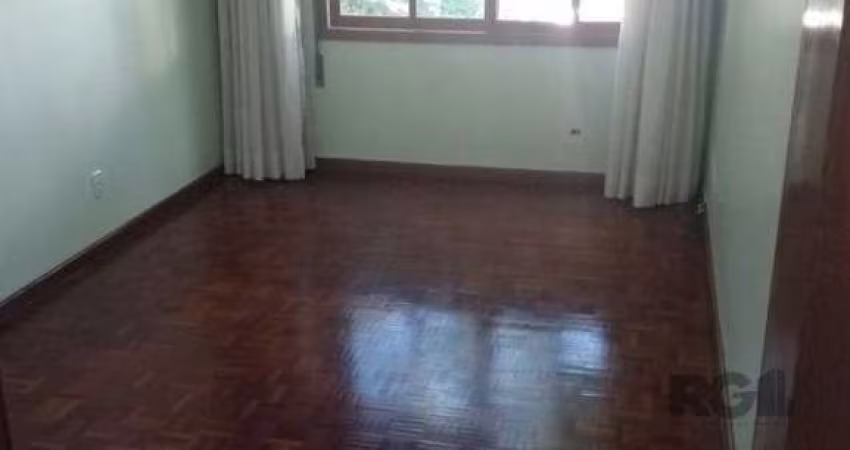 Apartamento 84m² - 3 dormitórios e 1 vaga no bairro Petrópolis