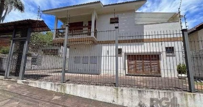 Casa Condominio para Venda - 197m², 3 dormitórios, sendo 1 suites, 2 vagas - Tristeza