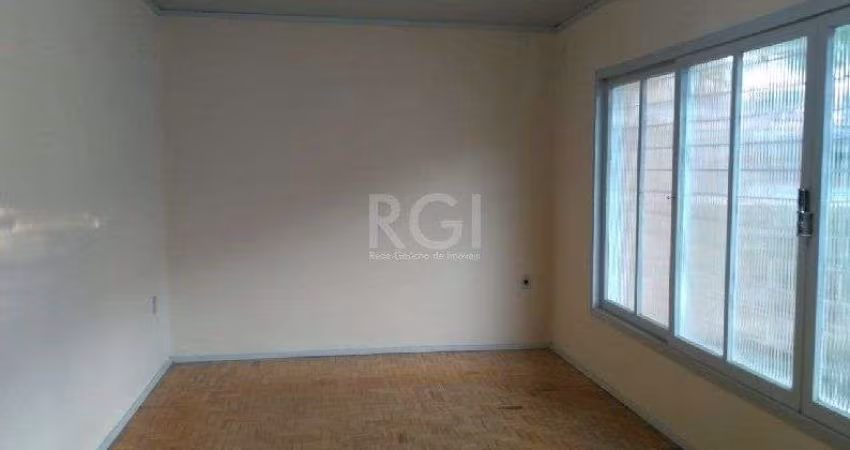 Casa para Venda - 250m², 3 dormitórios, CRISTO REDENTOR