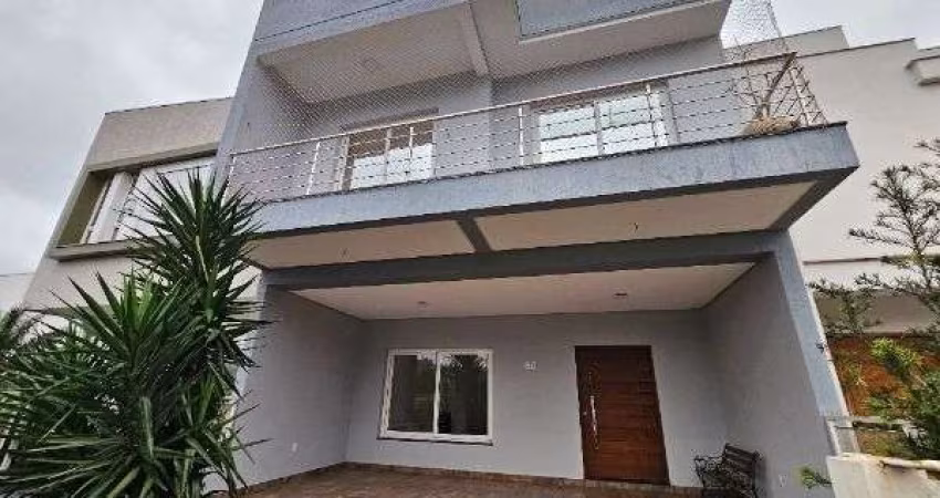 Casa Condominio em Porto Alegre, no bairro Hípica, com 4 dormitório(s), e 4 banheiros, à venda.