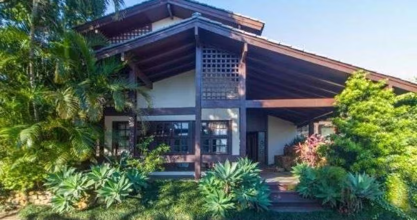 Casa Condominio para Venda - 650m², 4 dormitórios, sendo 4 suites, 3 vagas - Cavalhada