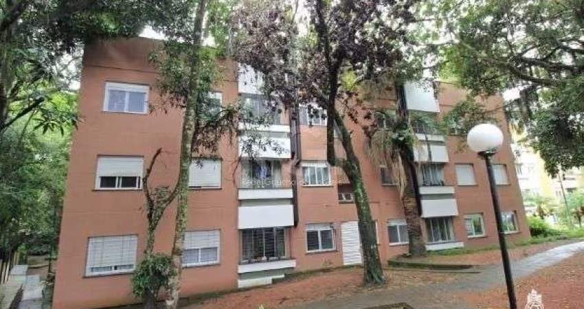 Apartamento em Porto Alegre, no bairro Guarujá, com 3 dormitório(s), e 3 banheiros, à venda.