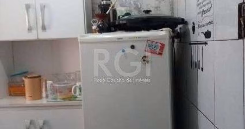 Apartamento em Porto Alegre, no bairro Cavalhada, com 2 dormitório(s), e 2 banheiros, à venda.