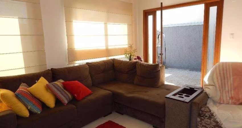 Casa Condominio para Venda - 119.3m², 4 dormitórios, sendo 4 suites, 2 vagas - Mario Quintana