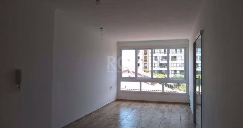 Apartamento para Venda - 92.88m², 2 dormitórios, sendo 2 suites, 1 vaga - Petrópolis