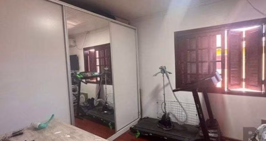 Casa em condomínio - 3 dormitórios