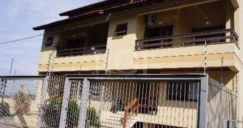 Casa Condominio para Venda - 251m², 4 dormitórios, sendo 2 suites, 2 vagas - Nonoai