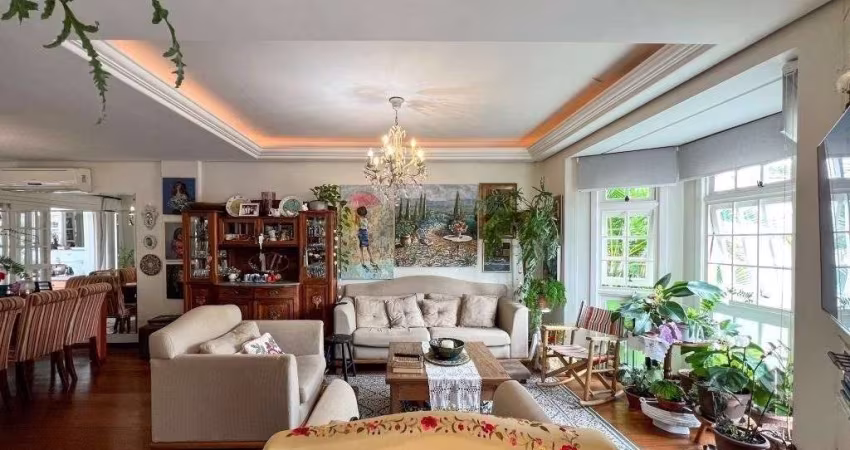 Excelente casa em condomínio no Bairro Tristeza - Ao lado do Shopping Paseo