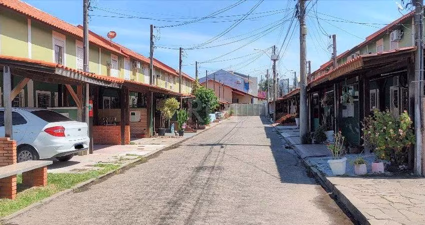 Casa Condominio para Venda - 85.2m², 2 dormitórios, 1 vaga - Hípica