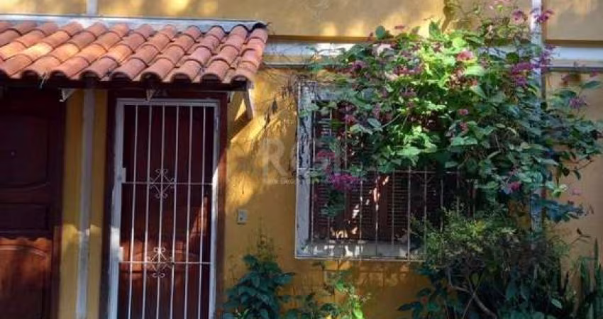 Casa Condominio para Venda - 56.81m², 2 dormitórios, 1 vaga - Ipanema