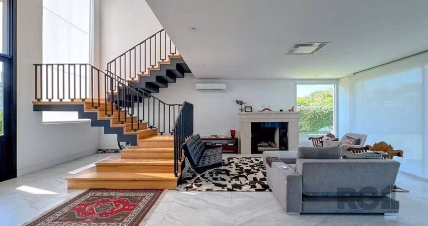 Casa Condominio para Venda - 314m², 3 dormitórios, sendo 3 suites, 6 vagas - Belém Novo