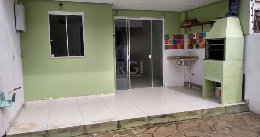 Casa linda com vista para o Rio com 3 pavimentos  com duas suíte