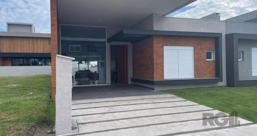 Casa em Condomínio em Centro