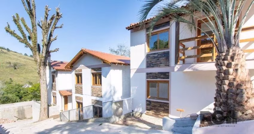 Casa em Condomínio em Cascata