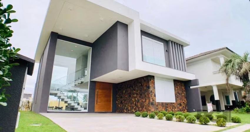 Casa em Condomínio em Centro