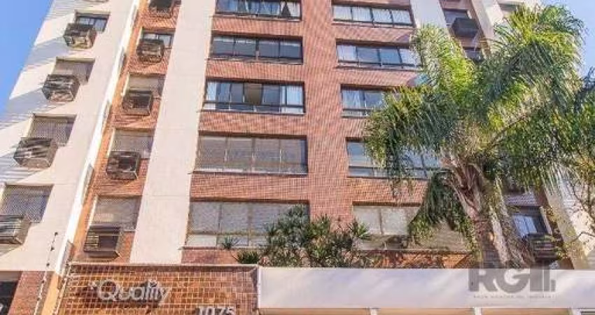 Apartamento - 3 dormitórios - 1 suíte - 2 vagas - 86,72 m² - MENINO DEUS