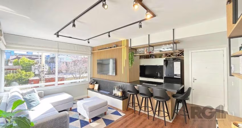 Apartamento Semimobiliado à Venda - 70 m² no Bairro Menino Deus