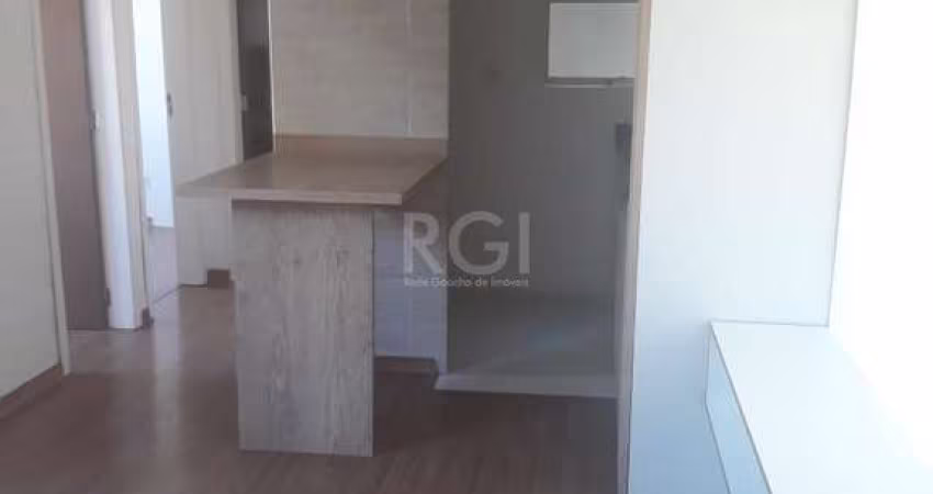 Belo Apartamento de 02 Dorm. com Piso Laminado, e móveis planejados !!!!