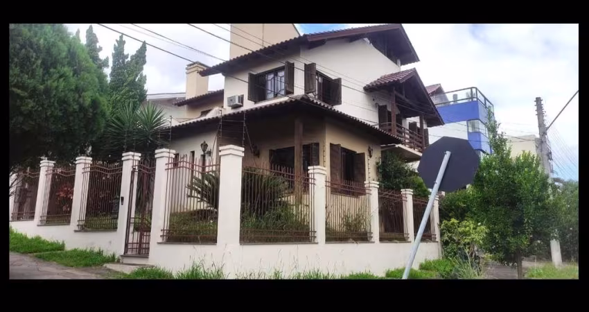 Casa Alto Padrão / Jardim Itú Sabará / Porto Alegre Sobrado