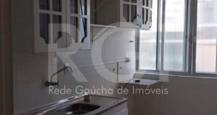 Apartamento 2 quartos, 2 vagas garagem, semi-mobilado na Praia de Belas!