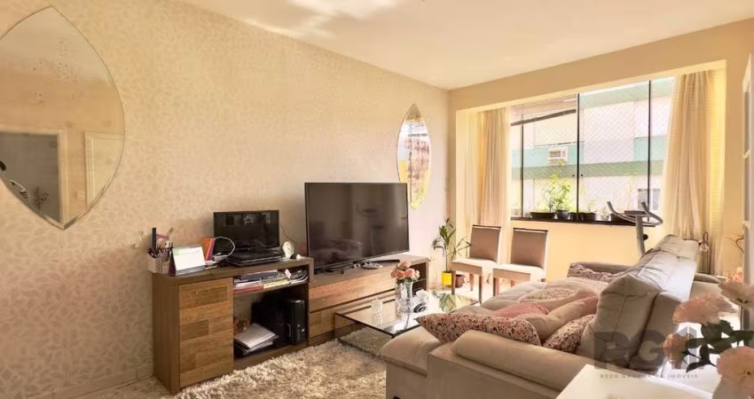 APARTAMENTO AMPLO COM MUITO POTENCIAL NO CENTRO HISTÓRICO
