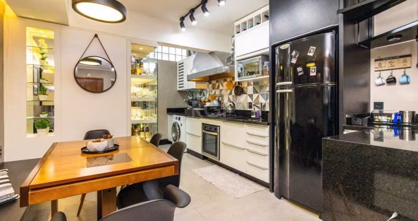 Casa com 3 quartos, 1 vaga de garagem, churrasqueira, no bairro Tristeza, Porto Alegre/RS