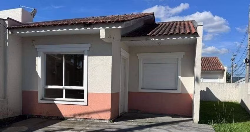 Casa 3 dormitórios no bairro Hípica