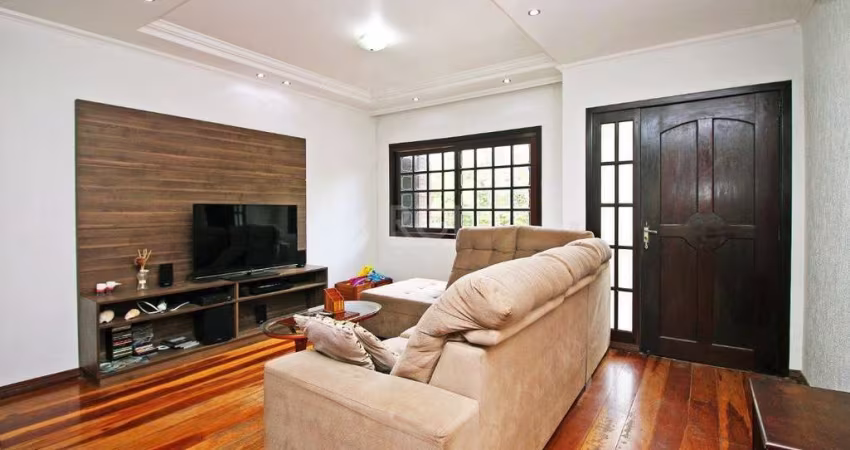 Casa 4 Suítes e 6 vagas de garagem no bairro Jardim Itu