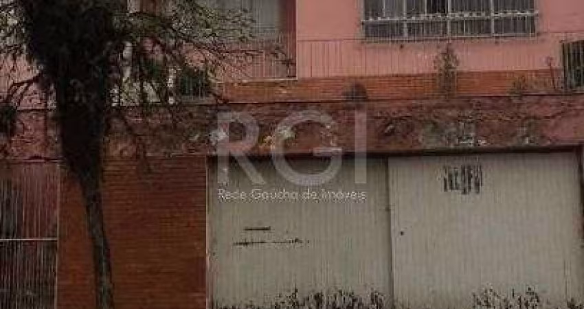 Casa para Venda - 170m², 3 dormitórios, sendo 1 suites, 3 vagas - Partenon