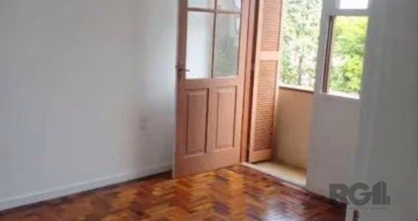 Vende-se amplo apartamento 2 dorm - 70m² - Bairro Petrópolis