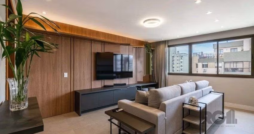 Luxuoso Apartamento Mobiliado de 104m² com Vista Deslumbrante no Bairro Petrópolis!