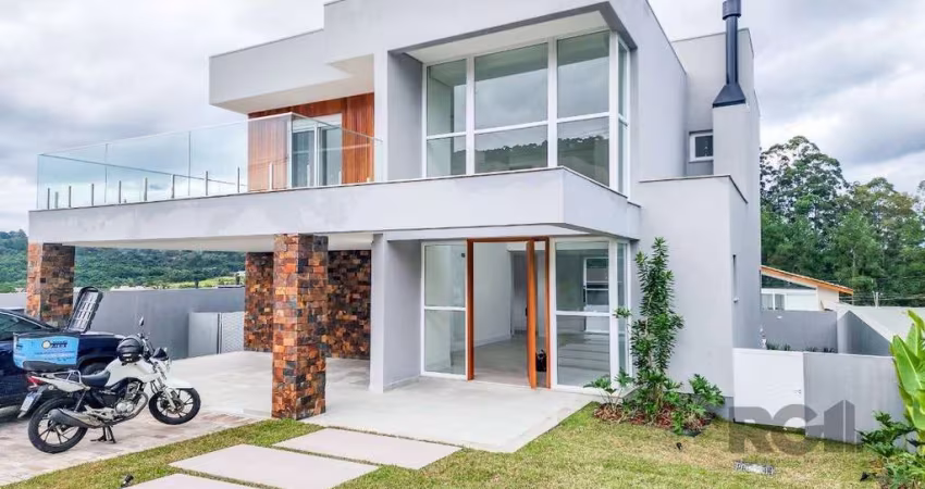 Casa Condominio para Venda - 292m², 4 dormitórios, sendo 4 suites, 2 vagas - Alphaville
