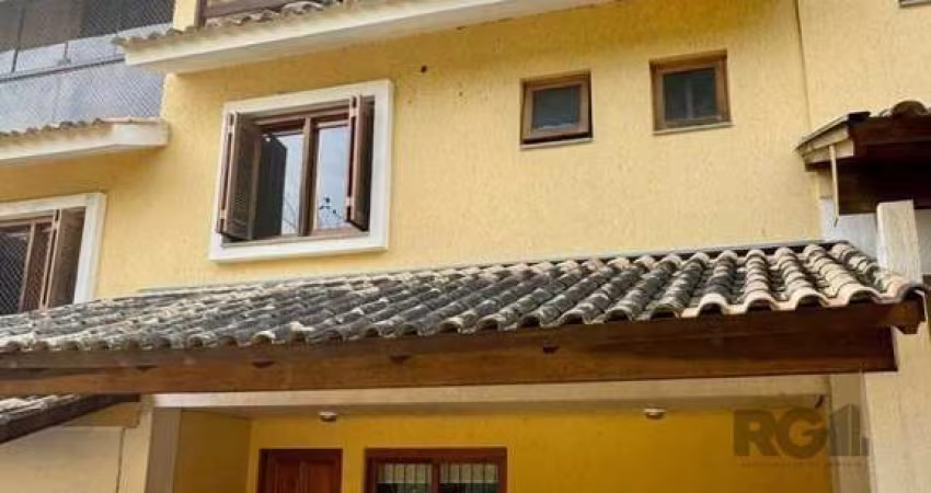 Casa em Condomínio em Tristeza